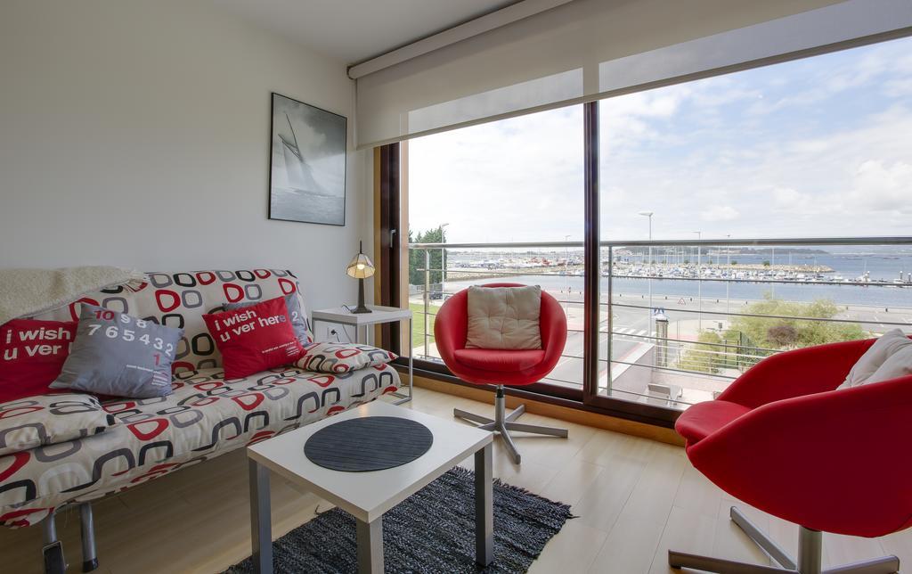 Apartamentos Puerto Basella Villanueva De Arosa Bagian luar foto