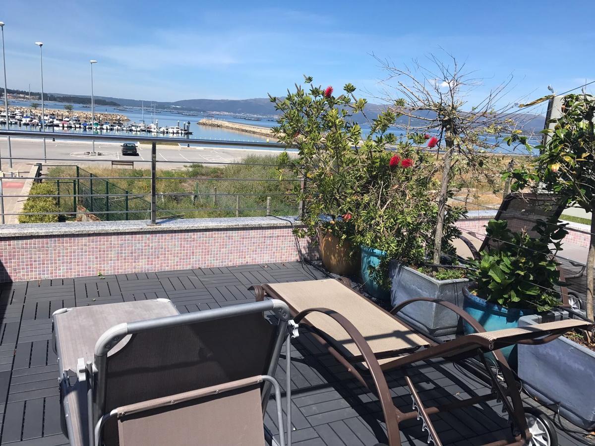 Apartamentos Puerto Basella Villanueva De Arosa Bagian luar foto