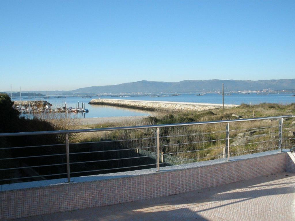 Apartamentos Puerto Basella Villanueva De Arosa Ruang foto